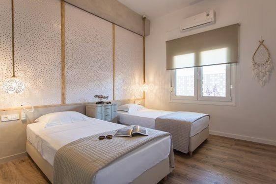 Dazzling Crete Villa 3 Bedrooms Villa Saffron Sunset Beachfront Villa With Jacuzzi Brilliant Sea Views Chania Kato Daratso Exterior photo