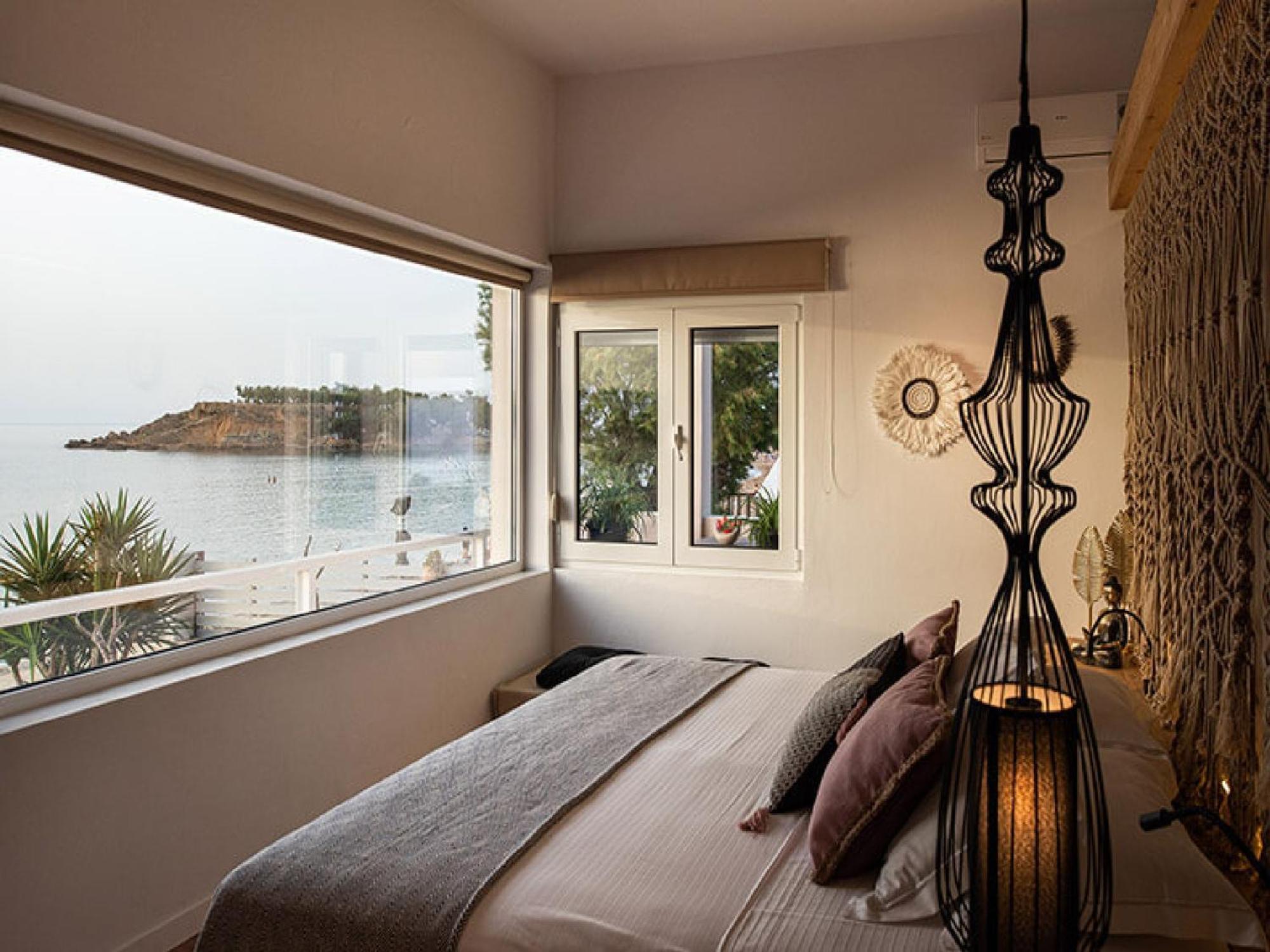 Dazzling Crete Villa 3 Bedrooms Villa Saffron Sunset Beachfront Villa With Jacuzzi Brilliant Sea Views Chania Kato Daratso Exterior photo