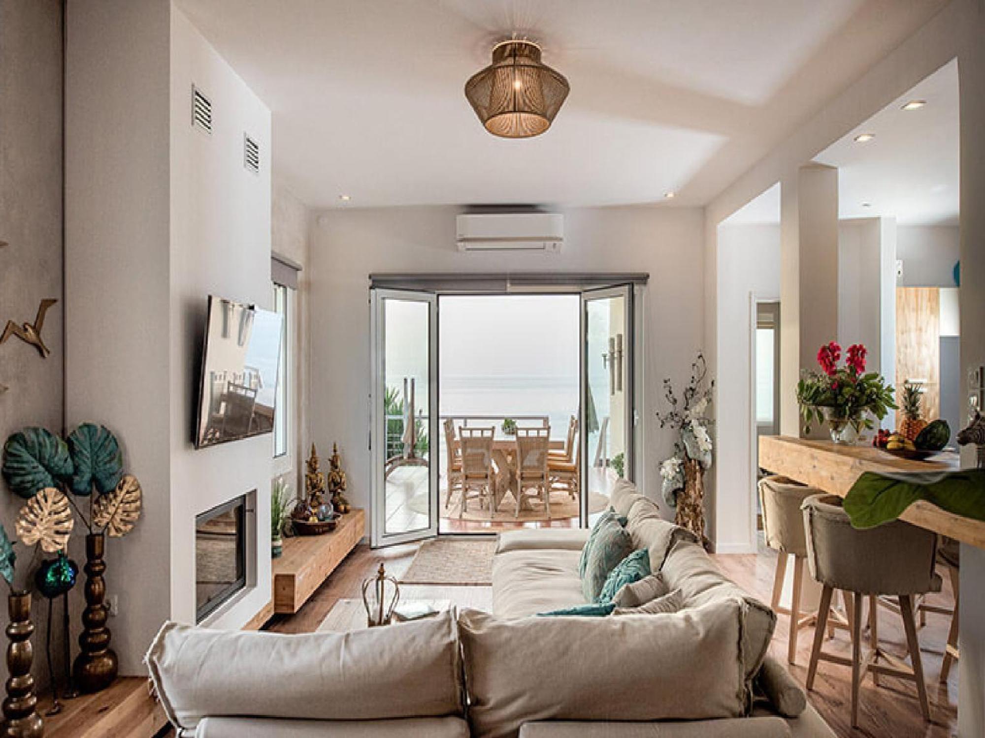 Dazzling Crete Villa 3 Bedrooms Villa Saffron Sunset Beachfront Villa With Jacuzzi Brilliant Sea Views Chania Kato Daratso Exterior photo